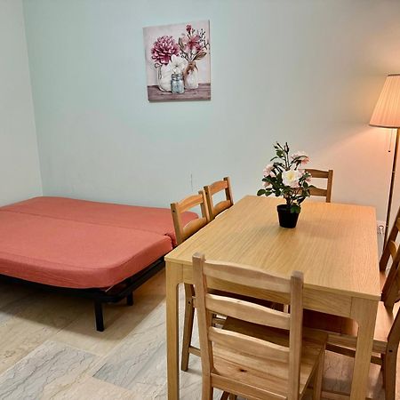 Sun Beach Apartment อานาวีซอส ภายนอก รูปภาพ
