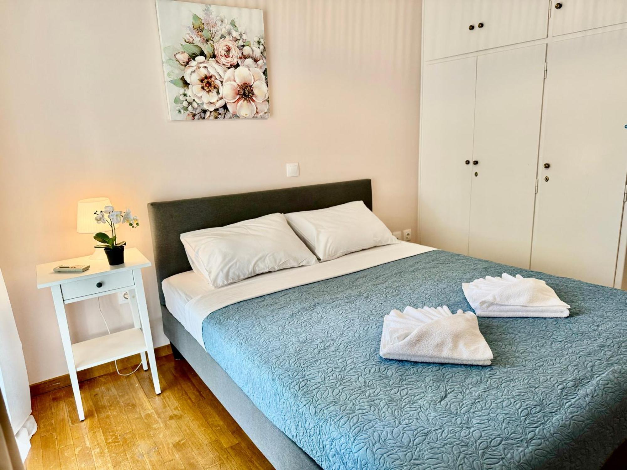 Sun Beach Apartment อานาวีซอส ภายนอก รูปภาพ
