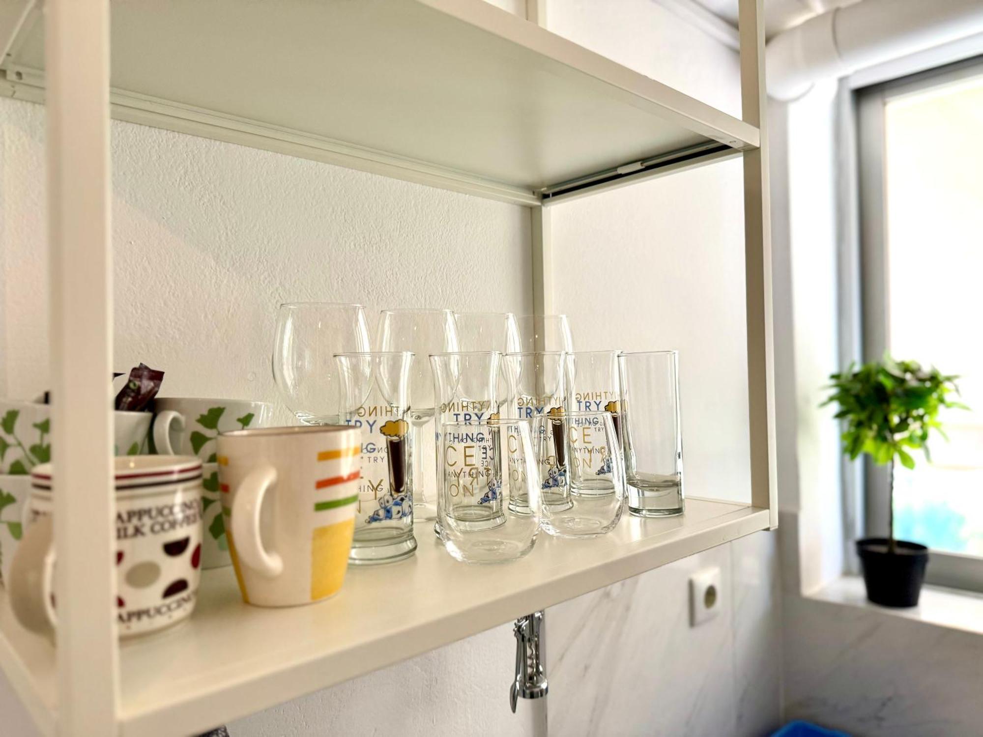 Sun Beach Apartment อานาวีซอส ภายนอก รูปภาพ